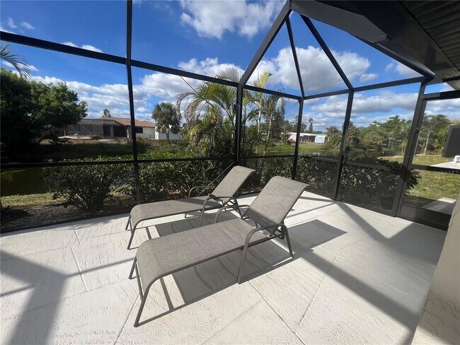 Building Photo - 3177 Clifford St