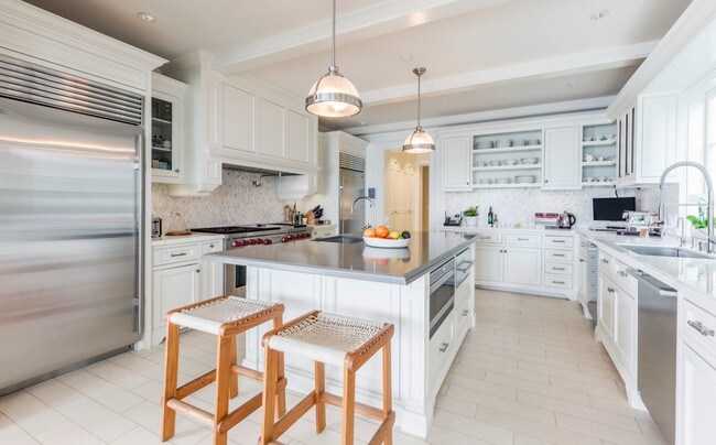 Building Photo - 119 Malibu Colony Rd