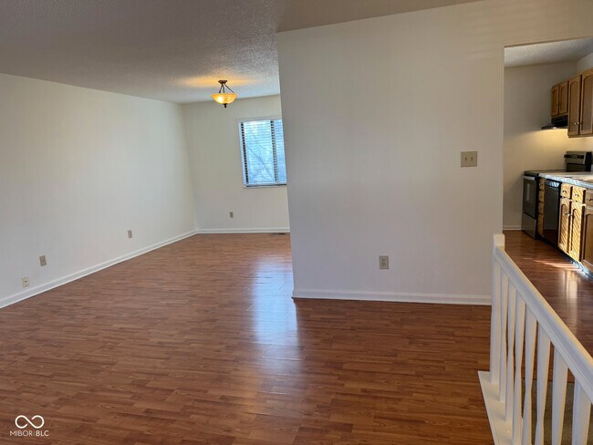 Building Photo - 7607 Home Dr