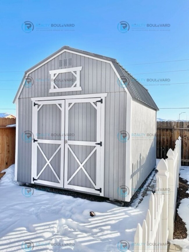 Building Photo - Charming 3-Bedroom Home in Sky Vista Villa...