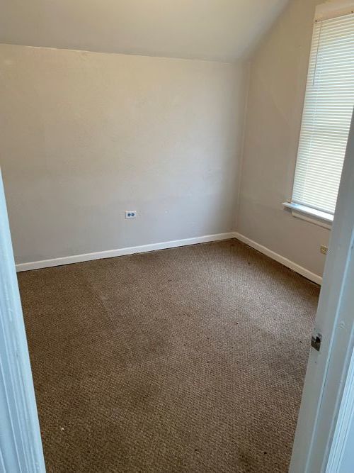 Building Photo - 11809 S Lafayette Ave