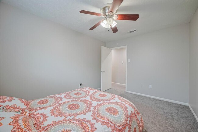 Building Photo - 1708 Ruella Ln