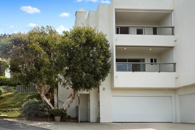 Building Photo - 1618 Haydn Dr