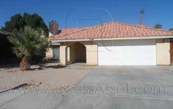 Building Photo - Great Single Story 3 Bed/2 Bath Home In Cathedral City!