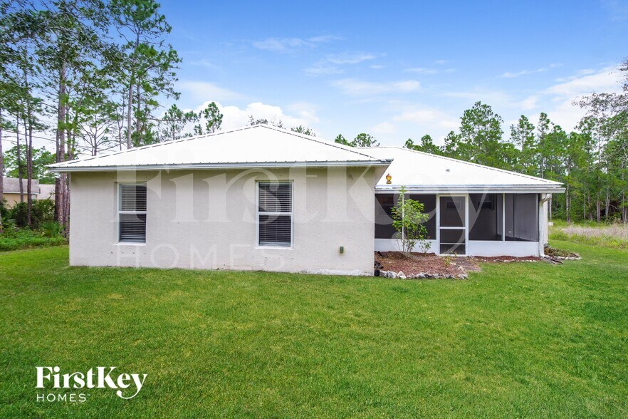 Building Photo - 544 Gagnon St SE