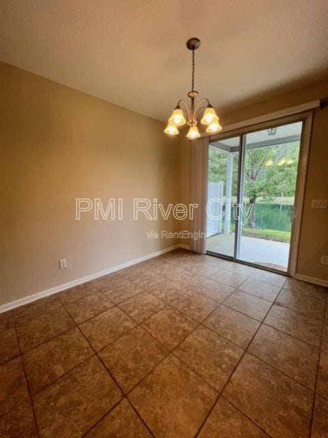 Building Photo - 46 Paradas Pl