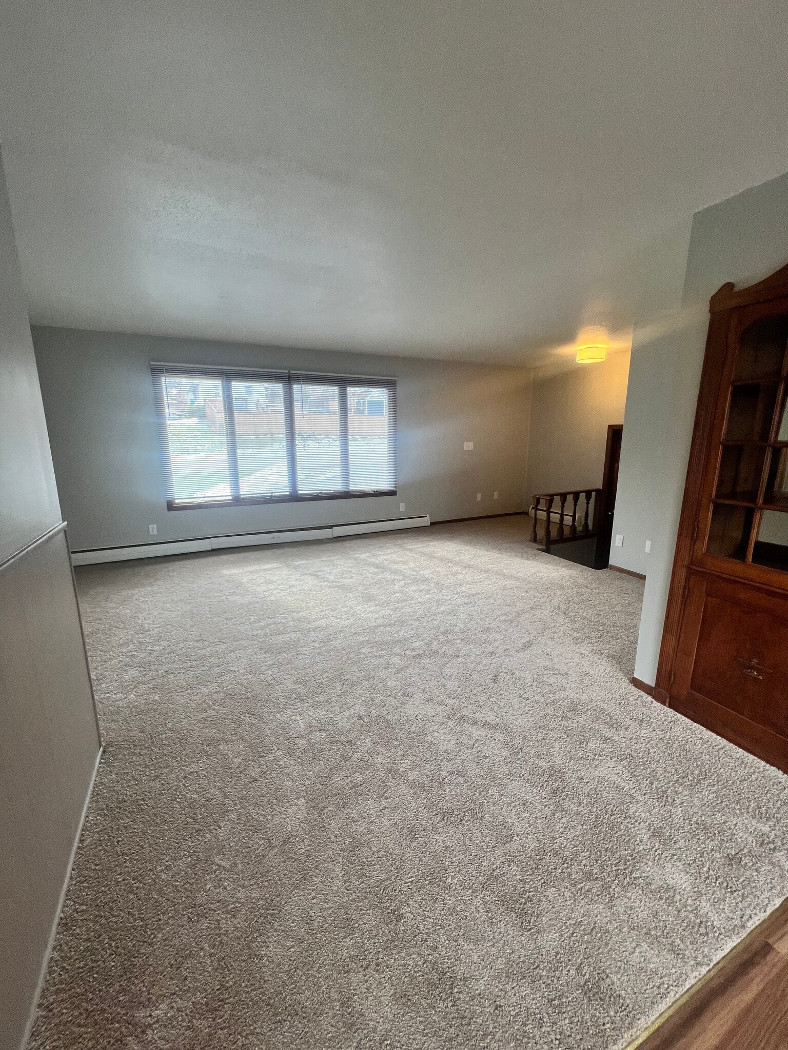 Building Photo - 987 County Road C2 W