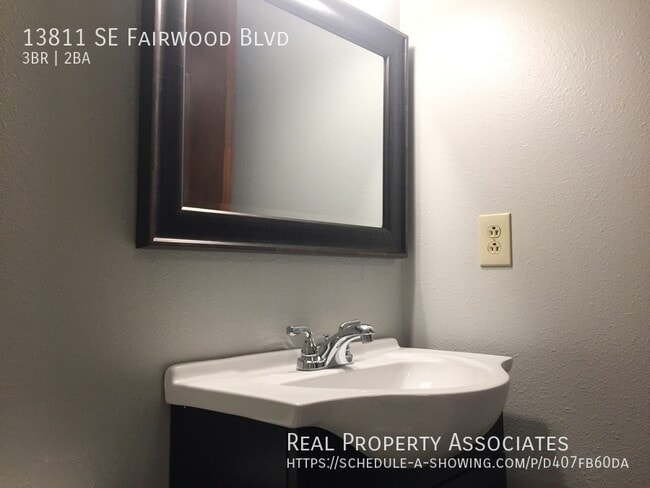 Building Photo - 13811 SE Fairwood Blvd