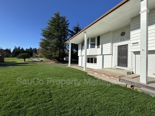 Building Photo - 21965 NW Phillips Rd