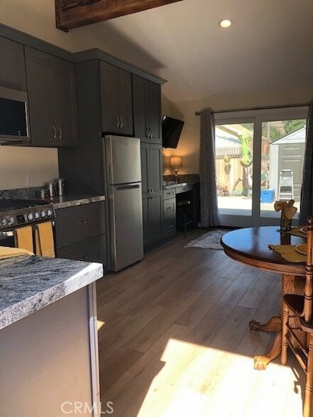 Building Photo - 185 N Grand St