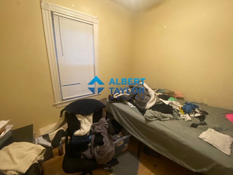 Building Photo - 36 Cherokee St