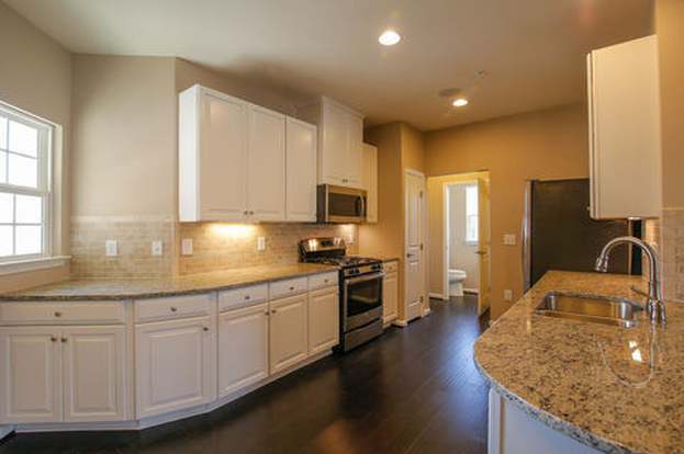 Building Photo - 12908 White Pine Way