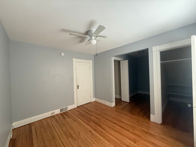 Building Photo - 39 Bremer St