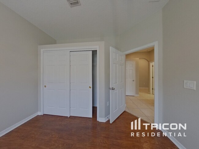 Building Photo - 33246 Irongate Dr