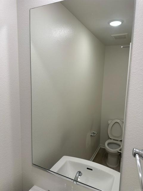 Building Photo - 5256 Beachfront Cove St