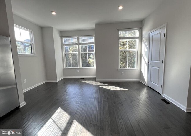 Building Photo - 22296 Philanthropic Dr