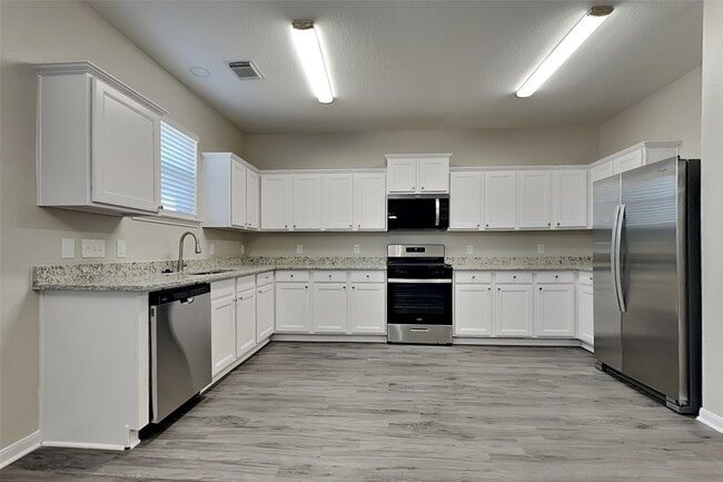 Building Photo - 6530 Bella Noche Dr