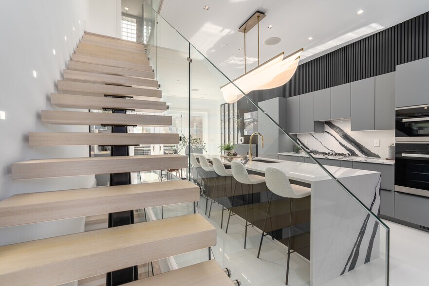 Building Photo - 1604 13th St NW