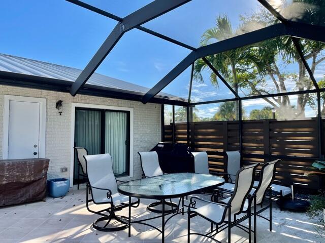 Building Photo - 1801 S US Hwy 1