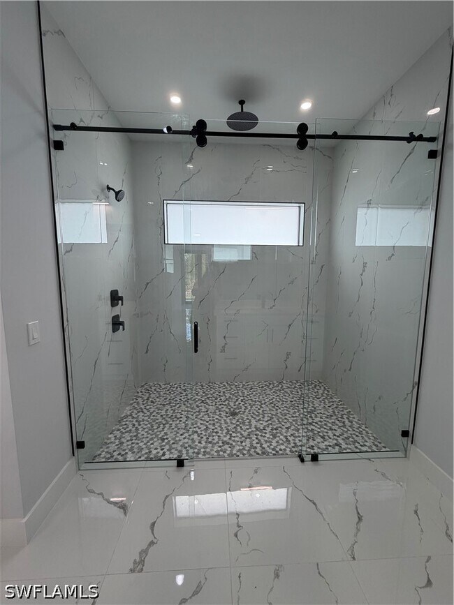 Building Photo - 2863 52nd Ave NE