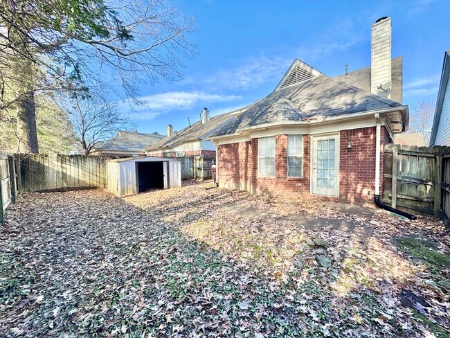 Building Photo - 7469 Dal Whinnie Trail