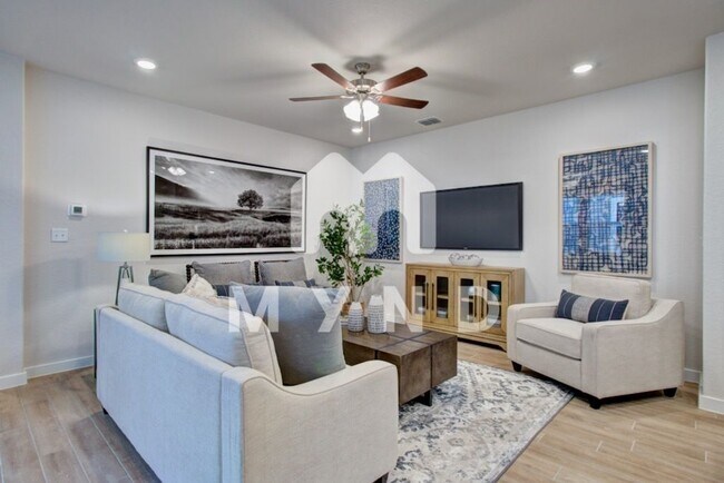 Primary Photo - 888 Casina Cir