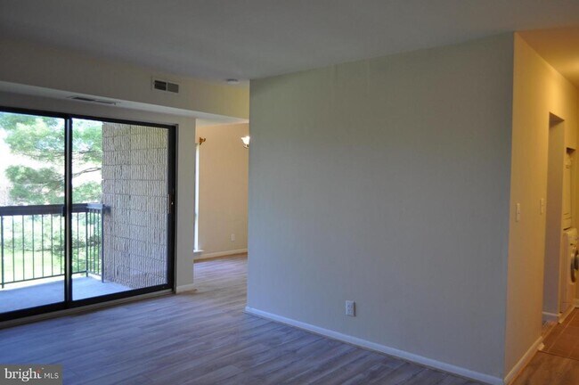 Building Photo - 6091 Majors Ln