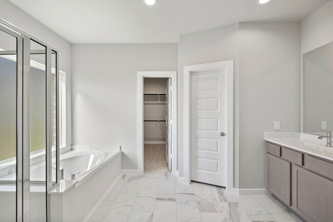 Building Photo - 32407 Hamilton Crest Dr
