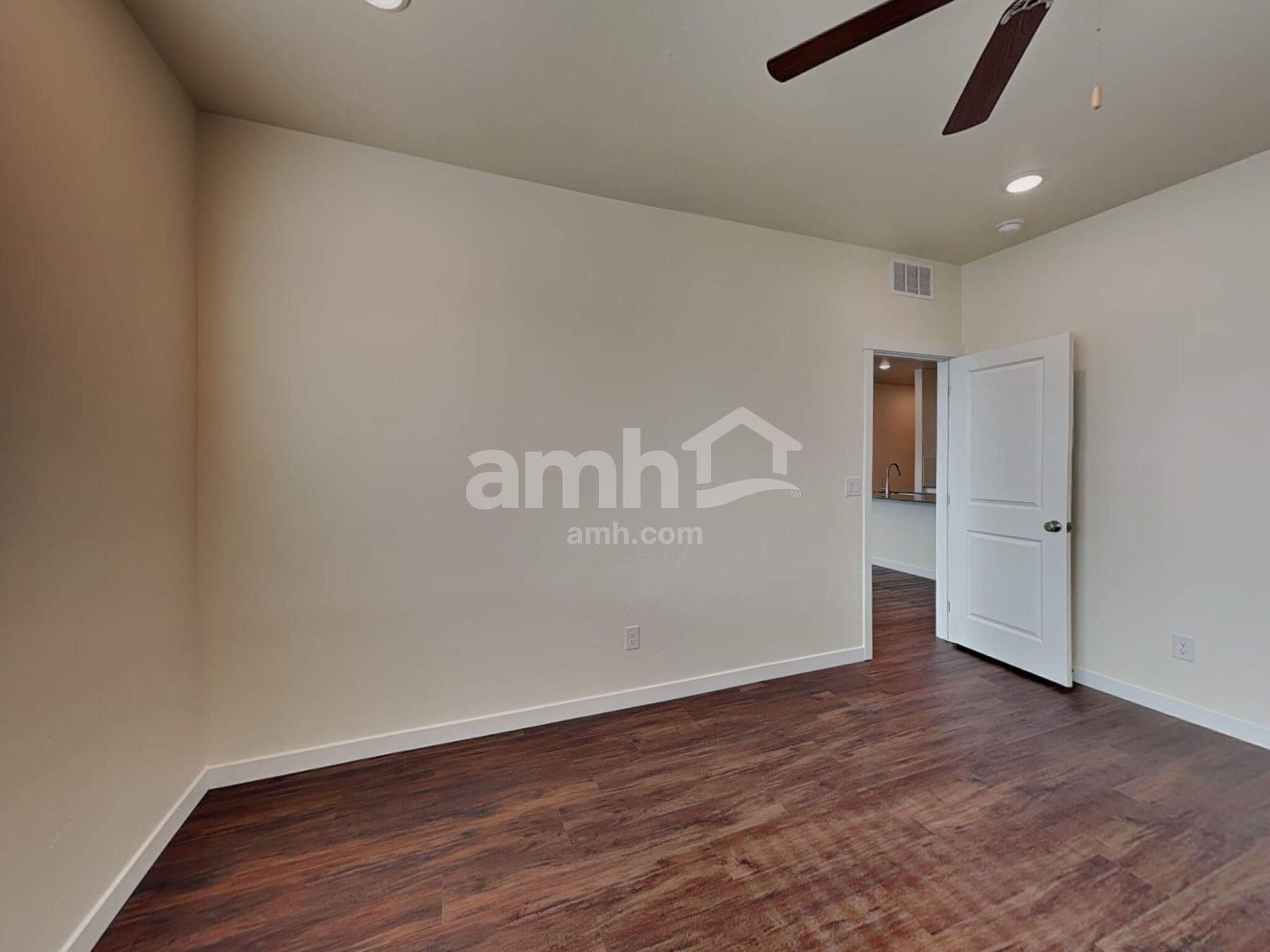 Building Photo - 9471 W Bowie Ct