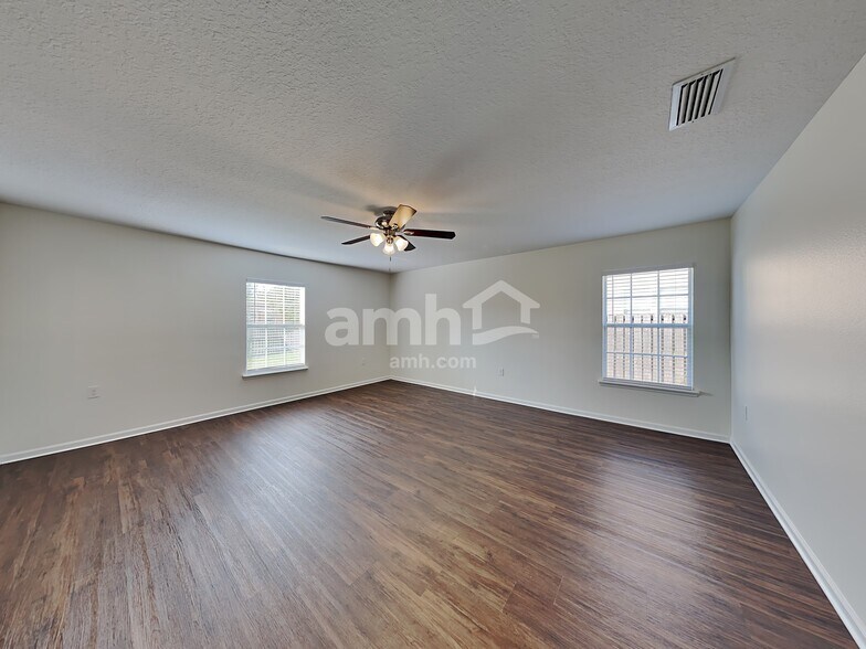 Building Photo - 3071 Bent Bow Ln