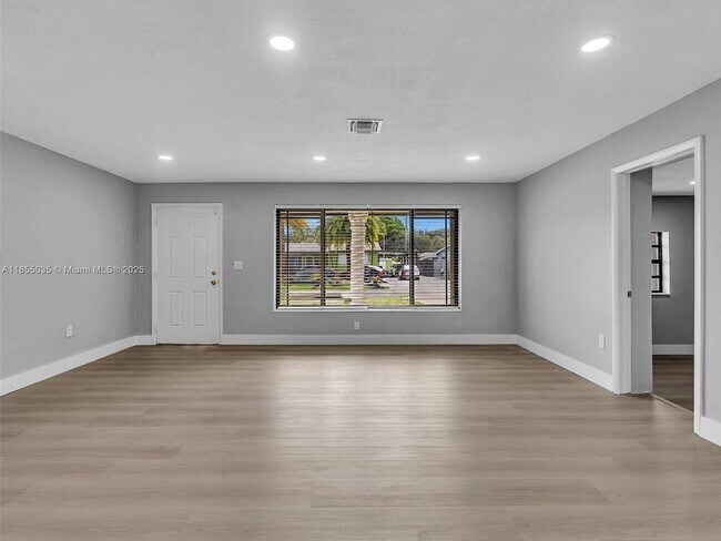 Building Photo - 19021 NW 23rd Ct