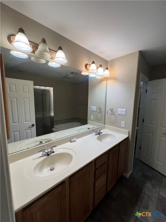 Building Photo - 3026 Green Mountain Dr
