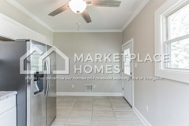 Building Photo - 2155 State St