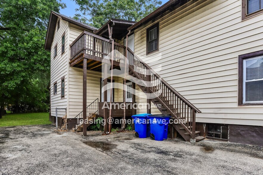 Building Photo - 3565#B Calvert Avenue, 63114; #853720 - 853720