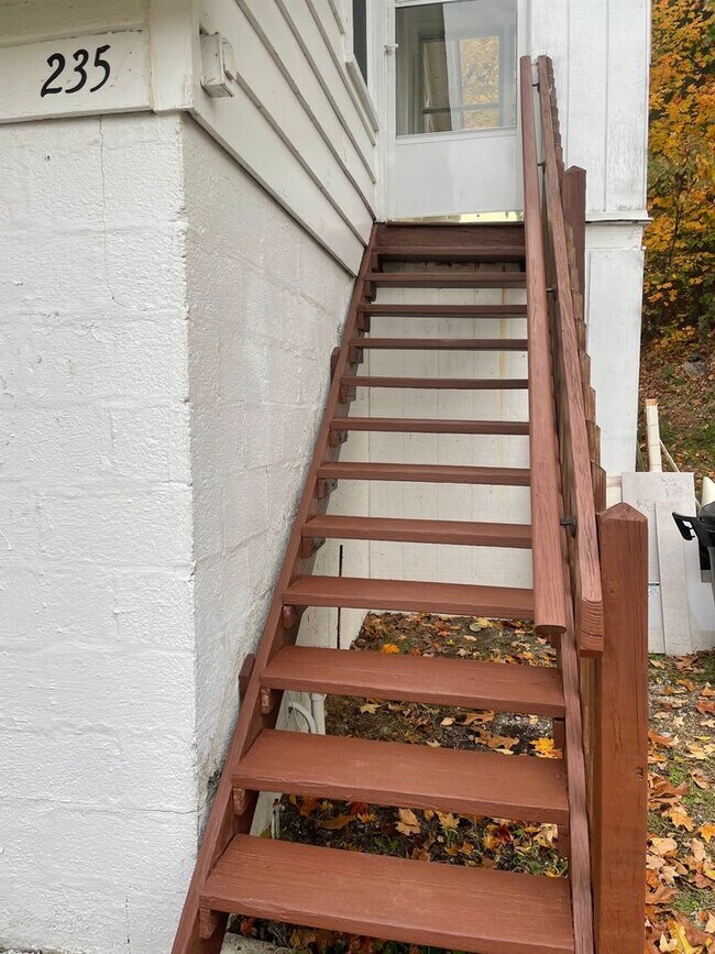 Entrance - 235 Russia Rd