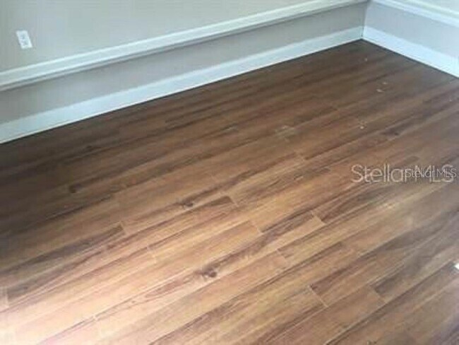 Building Photo - 4009 Bancroft Dr