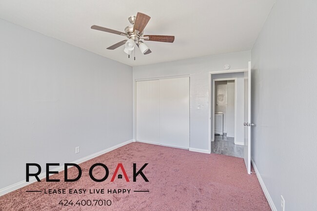 Building Photo - 9210 Somerset Blvd