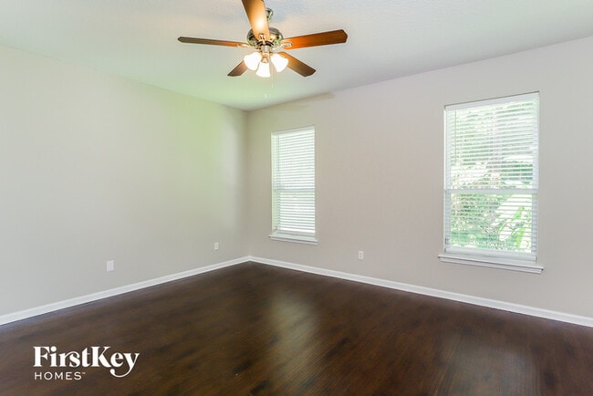 Building Photo - 404 Candlebark Dr