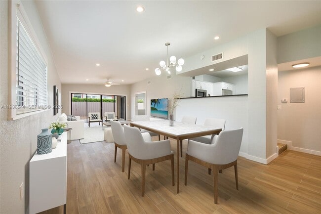 Building Photo - 7426 SW 106th Pl