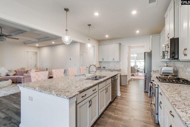 Building Photo - 551 Wild Ginger Lp