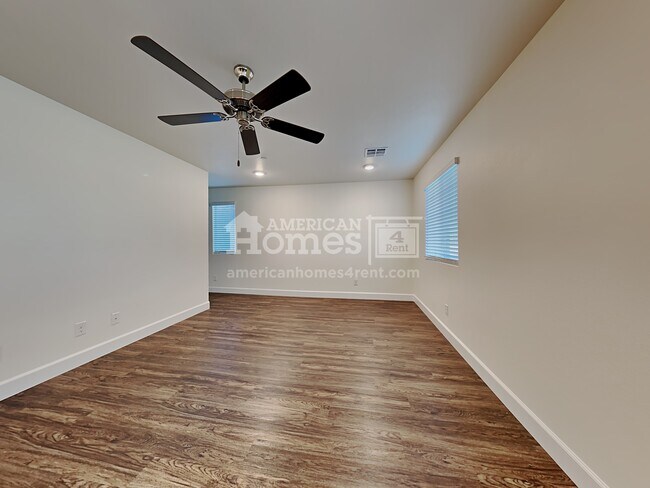 Building Photo - 80 Cabaletta Lane