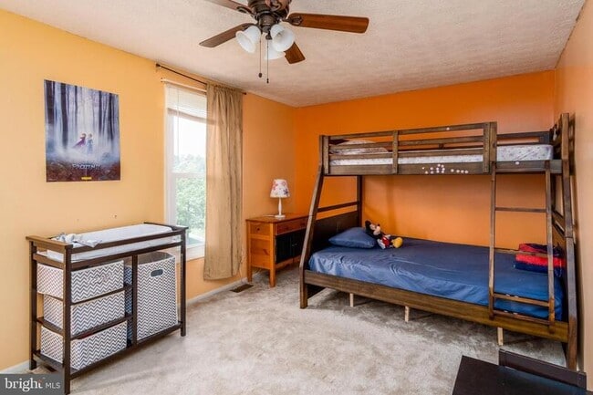 Building Photo - 46 Running Brooke Dr