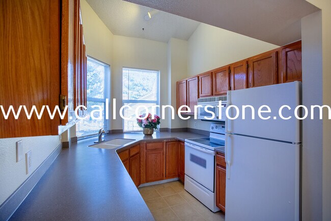 Building Photo - 4250 Autumn Heights Dr