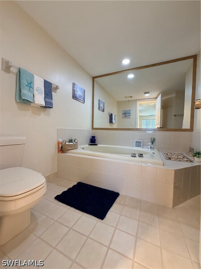 Building Photo - 360 Horse Creek Dr
