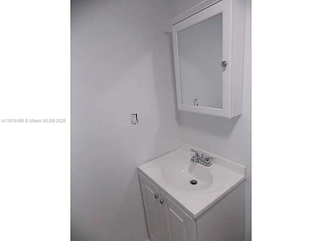 Primary Photo - 7031 SW 129th Ave