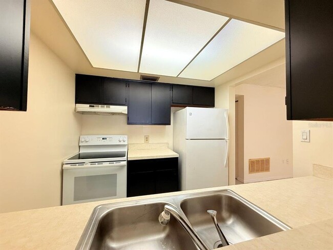 Building Photo - 3301 58th Ave S