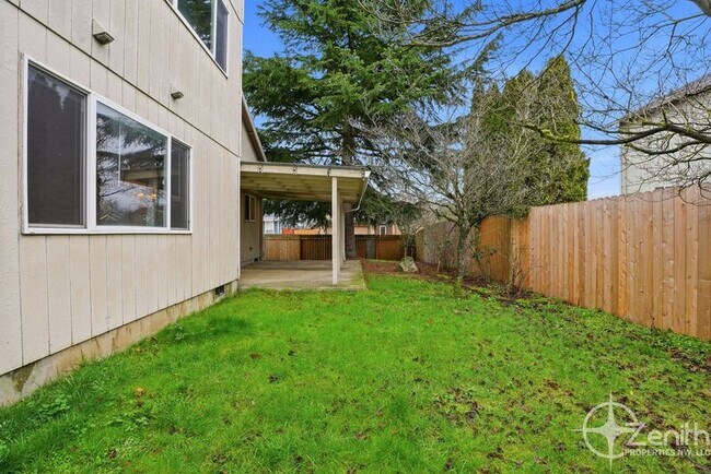 Building Photo - 17019 SE 3rd St