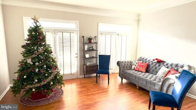 Building Photo - 43220 Becontree Terrace