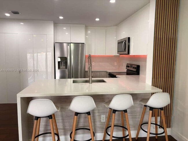 Building Photo - 5305 SW 126th Terrace