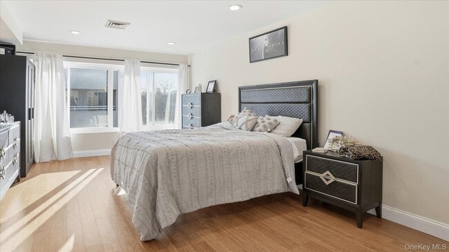 Building Photo - 100 Cutter Mill Rd